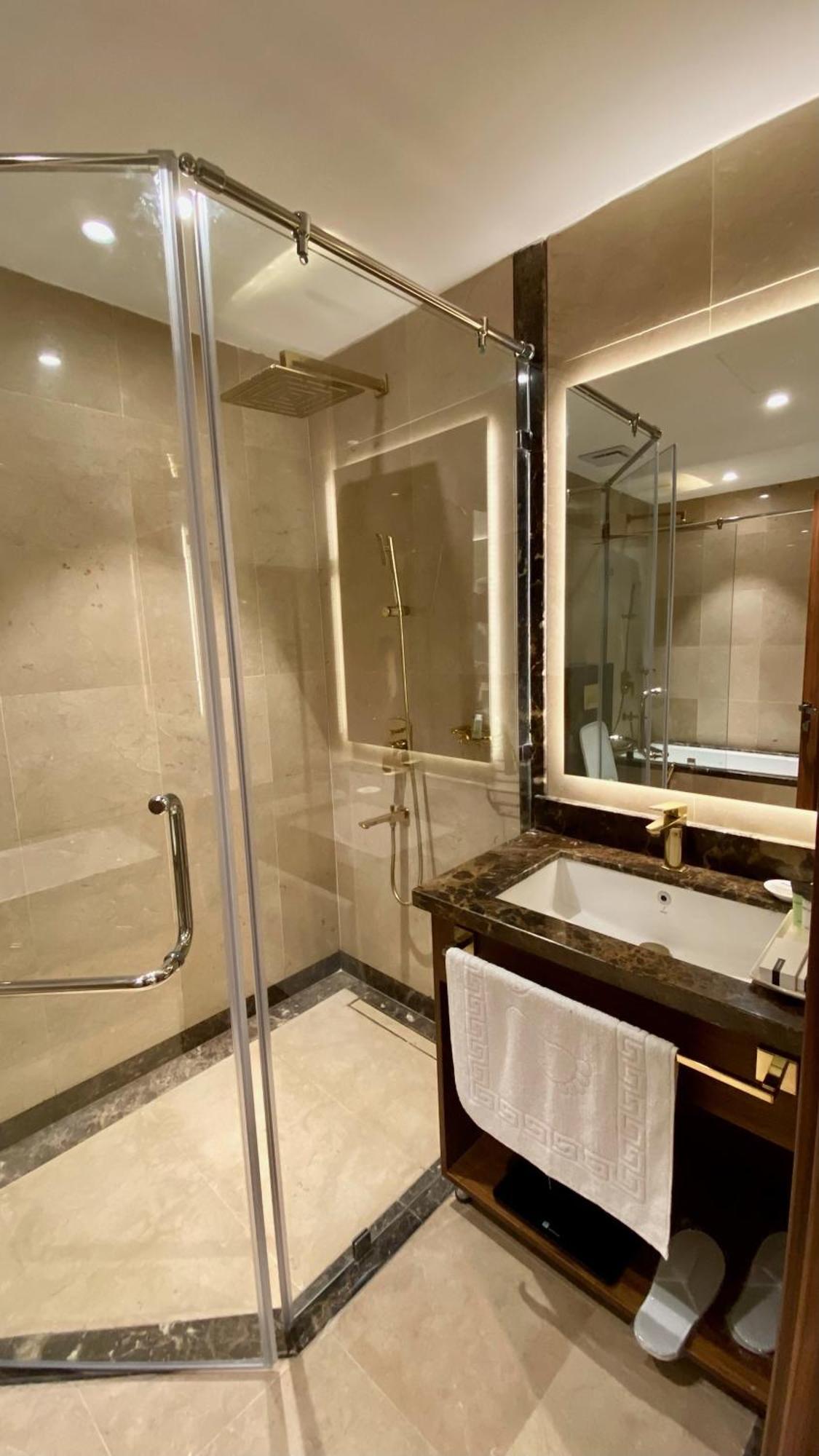 ‘Ibrī Royal Vista Hotel מראה חיצוני תמונה