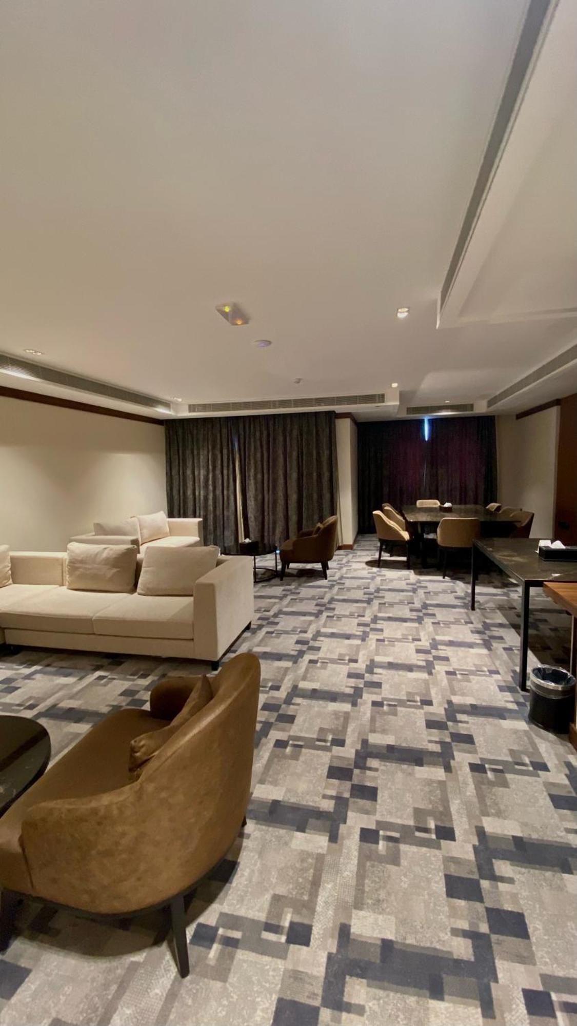 ‘Ibrī Royal Vista Hotel מראה חיצוני תמונה